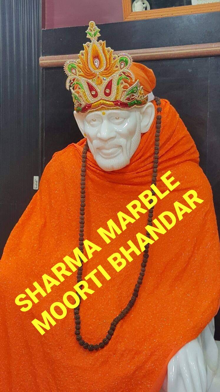 White Makrana Marble Sai Baba Moorti With Mukut And Cloths