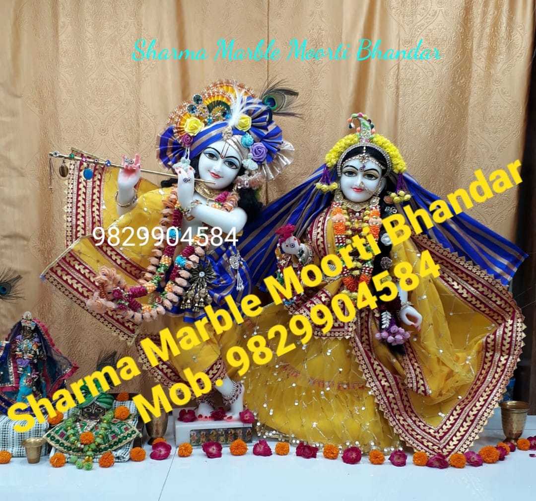 White Makarana Marble Iskon Radha Krishna Moorti With Shringaar